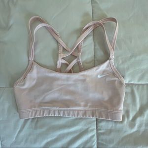 pink nike sports bra